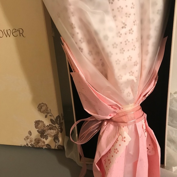 Forever Roses - Picture 3 of 4